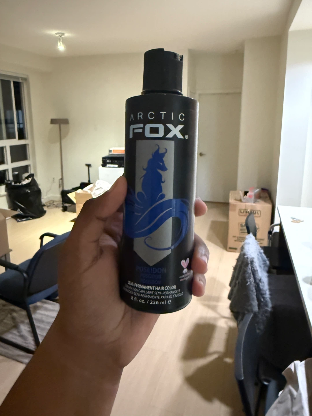 Blue hair dye