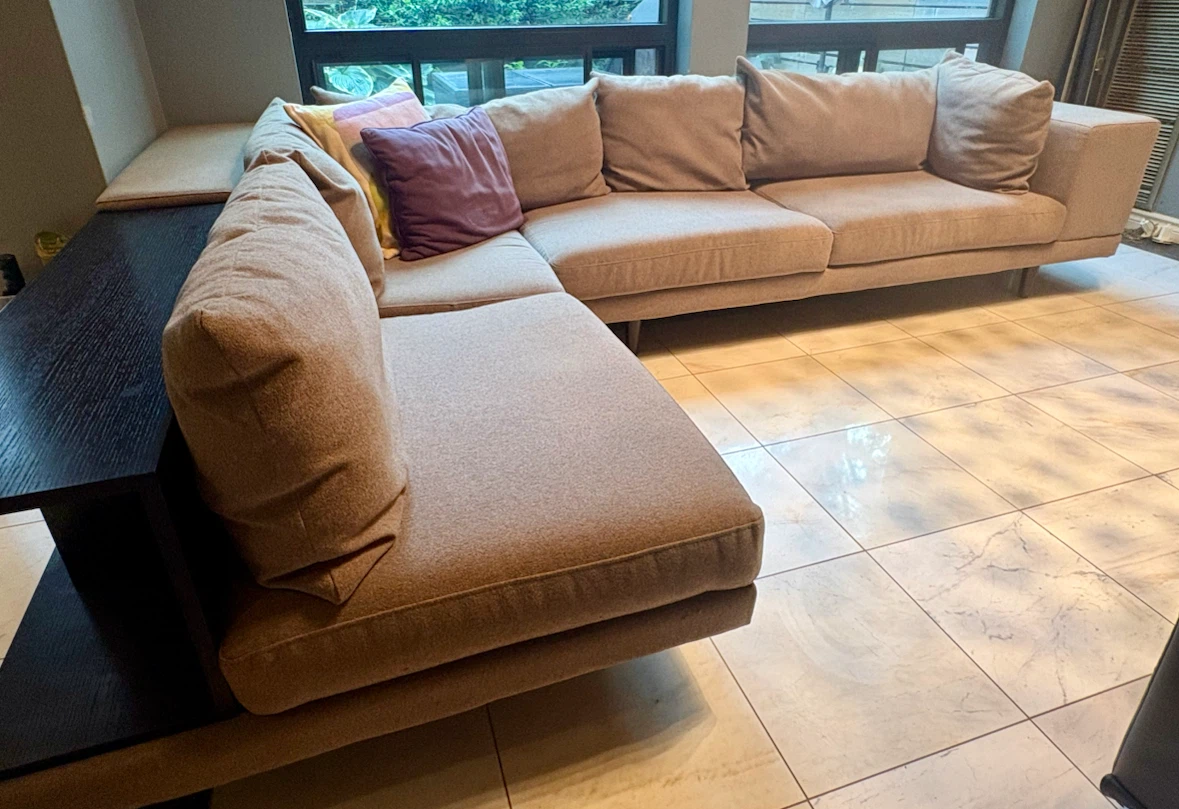 EQ3 RHF Sectional Sofa with Storage Case