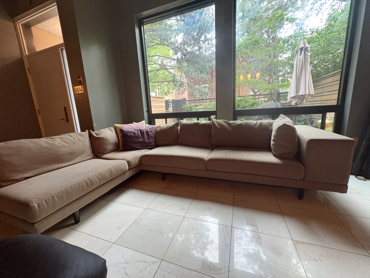 EQ3 RHF Sectional Sofa with Storage Case - photo 3