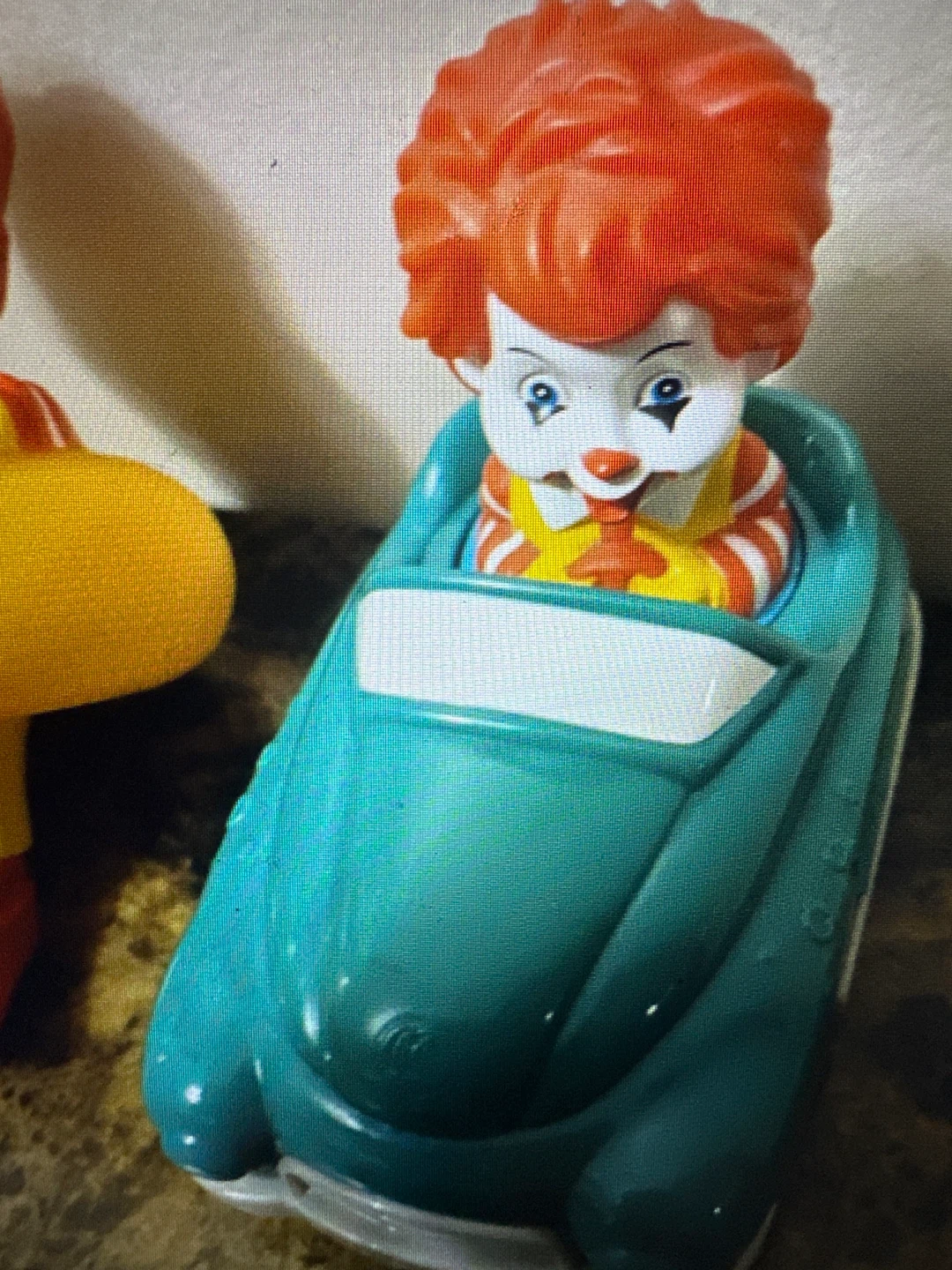 Set of 4 Vintage McDonald's Ronald McDonald Figures - photo 2
