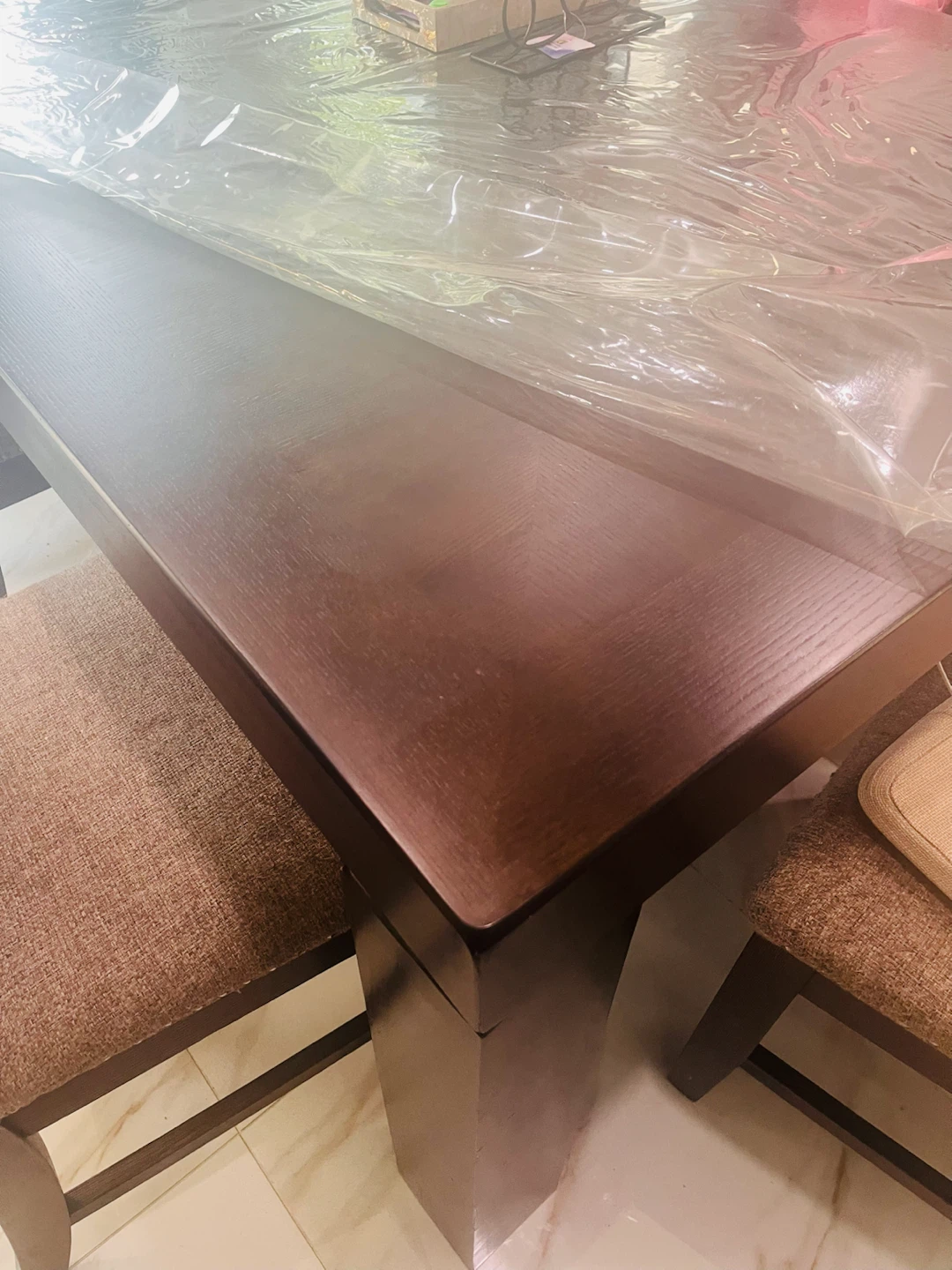 Elegant Extendable Dining Table without chair – 6 to 8 People - photo 4