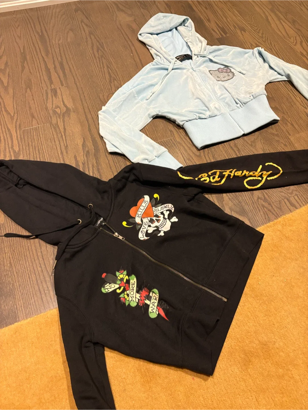 Set of 3 Women's Zip-Up Hoodies - photo 4
