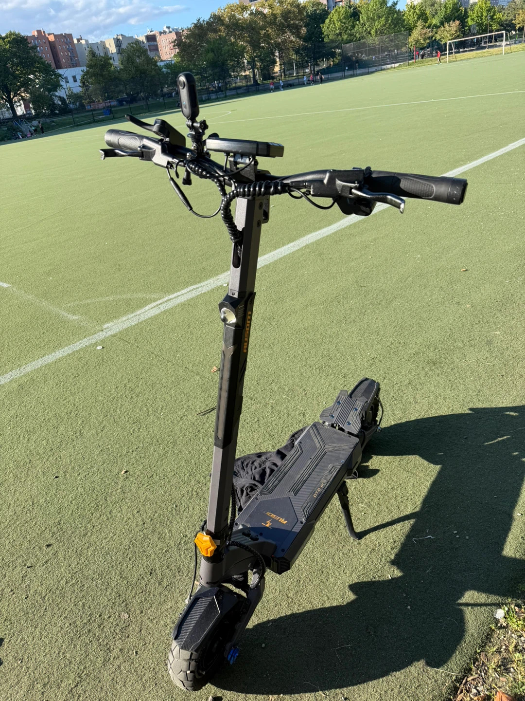 Ausom DT2 Pro Electric Scooter - photo 2