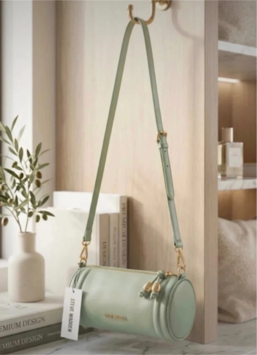 Steve Madden cylindrical crossbody bag - photo 3
