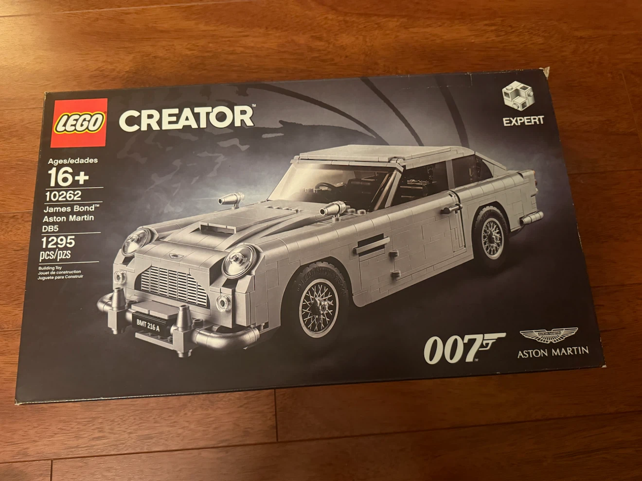 LEGO Creator Expert James Bond Aston Martin DB5 10262