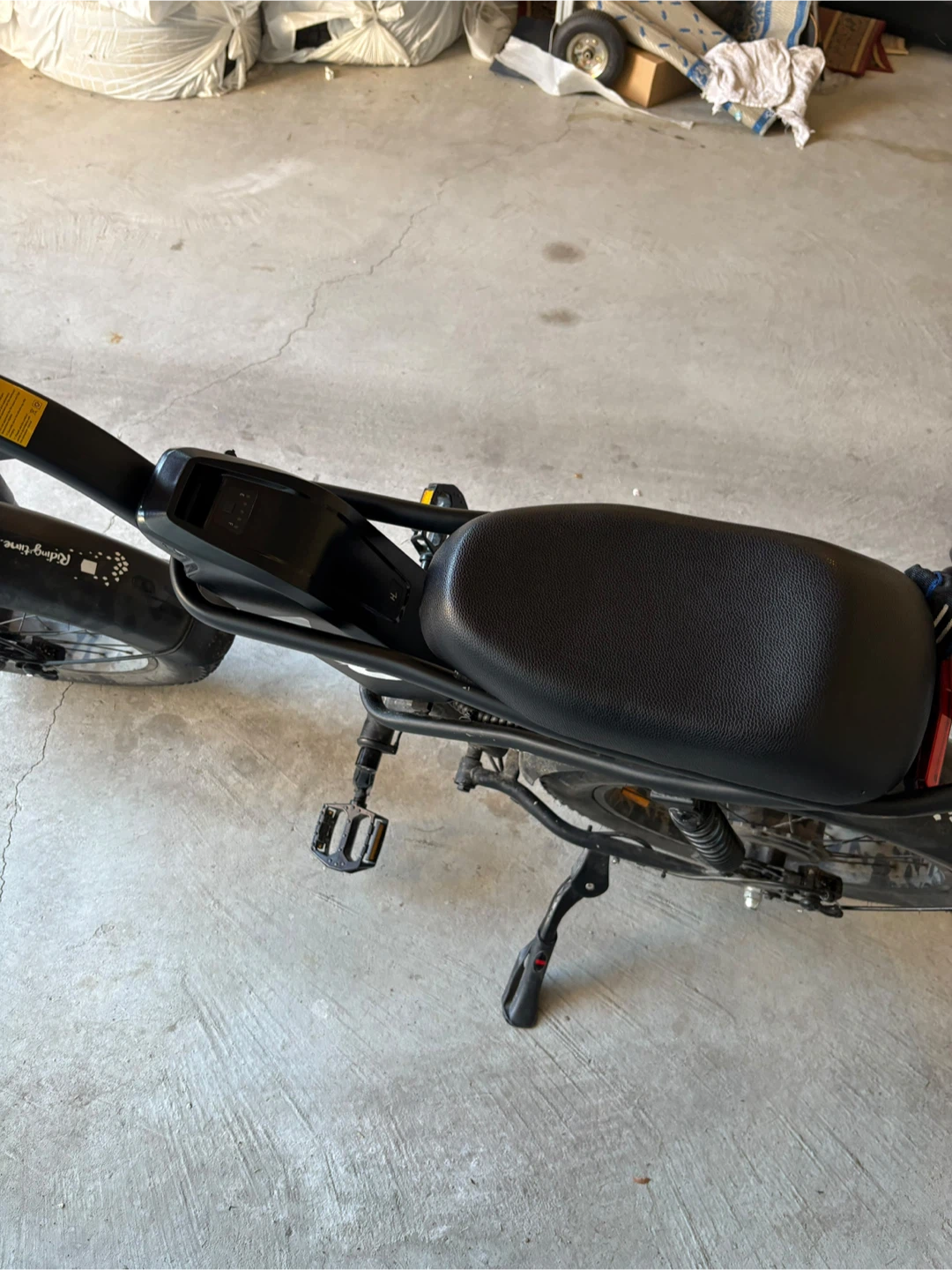 🔥 Riding Times Z8 Electric Bike — 1992 KM — Runs Perfectly  🔥 - photo 2