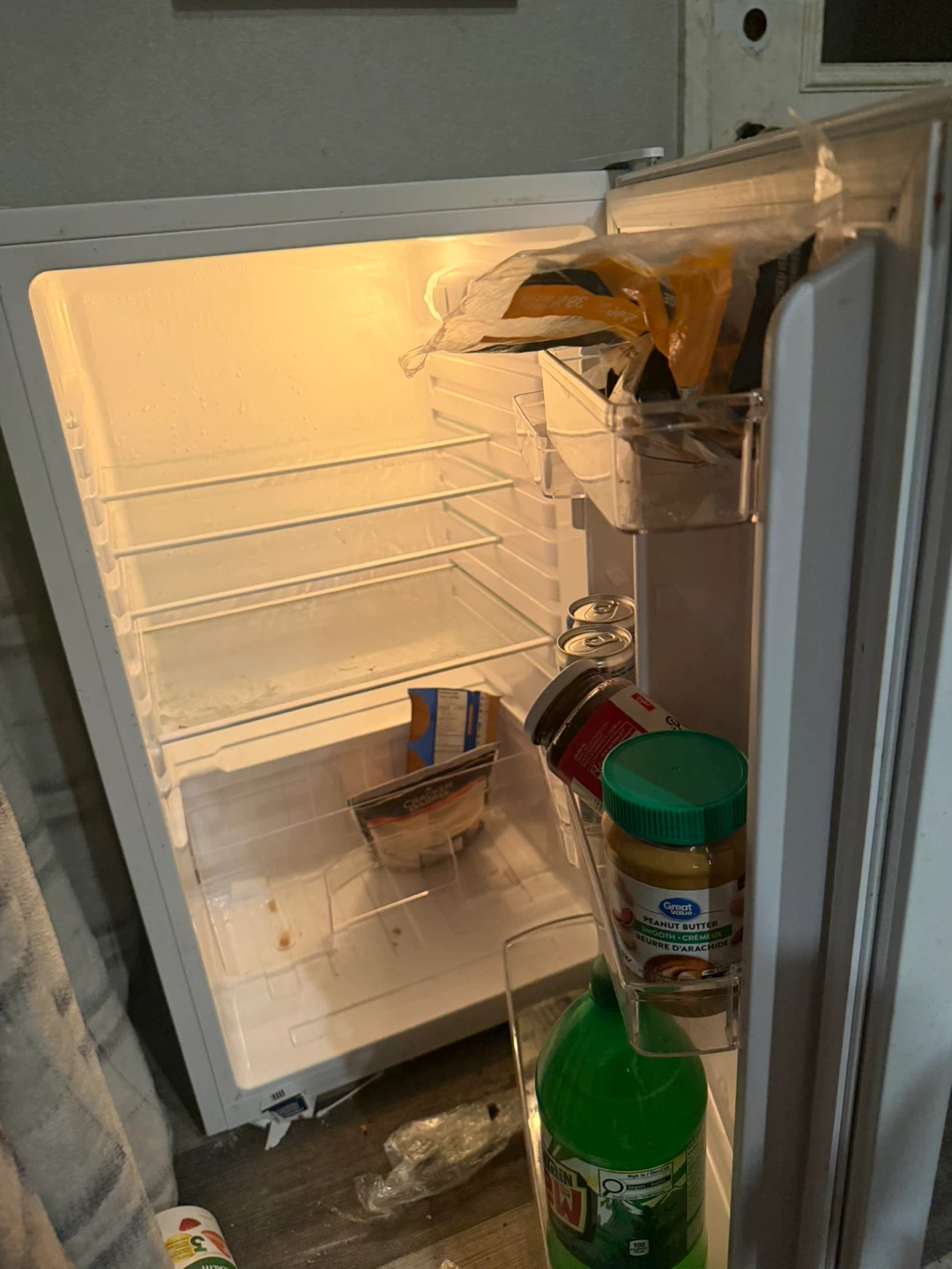 Marathon 4.4 cu.ft. White Compact Fridge - photo 3