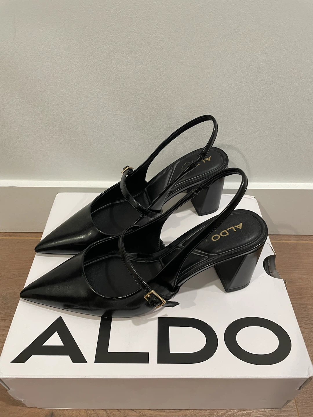 ALDO Vestian Slingback Heels US7