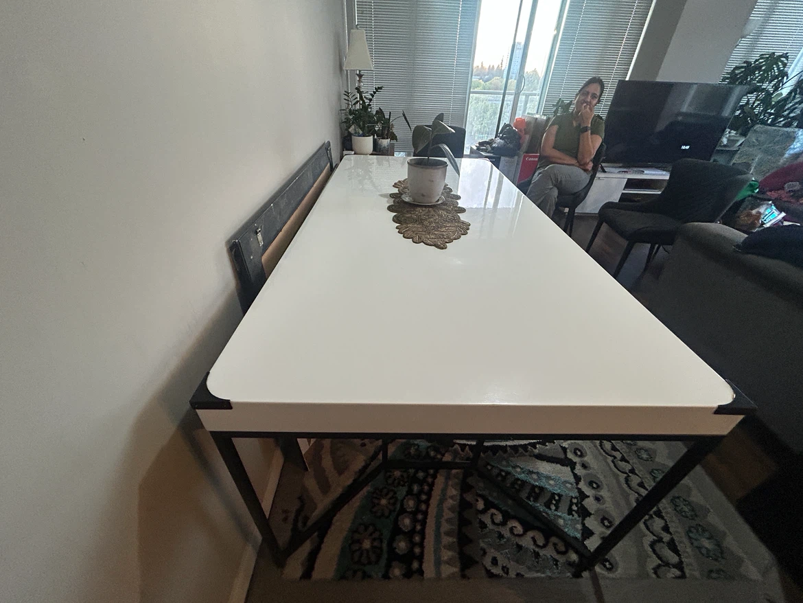 White Glossy Dining Table