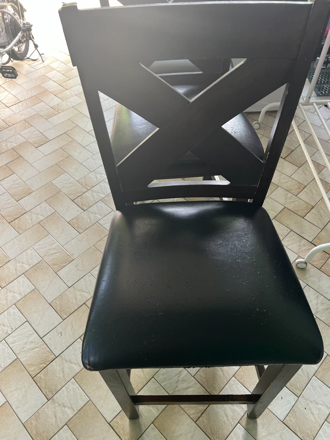 Dark Wood Dining Table and 6 X-Back Chairs - photo 4