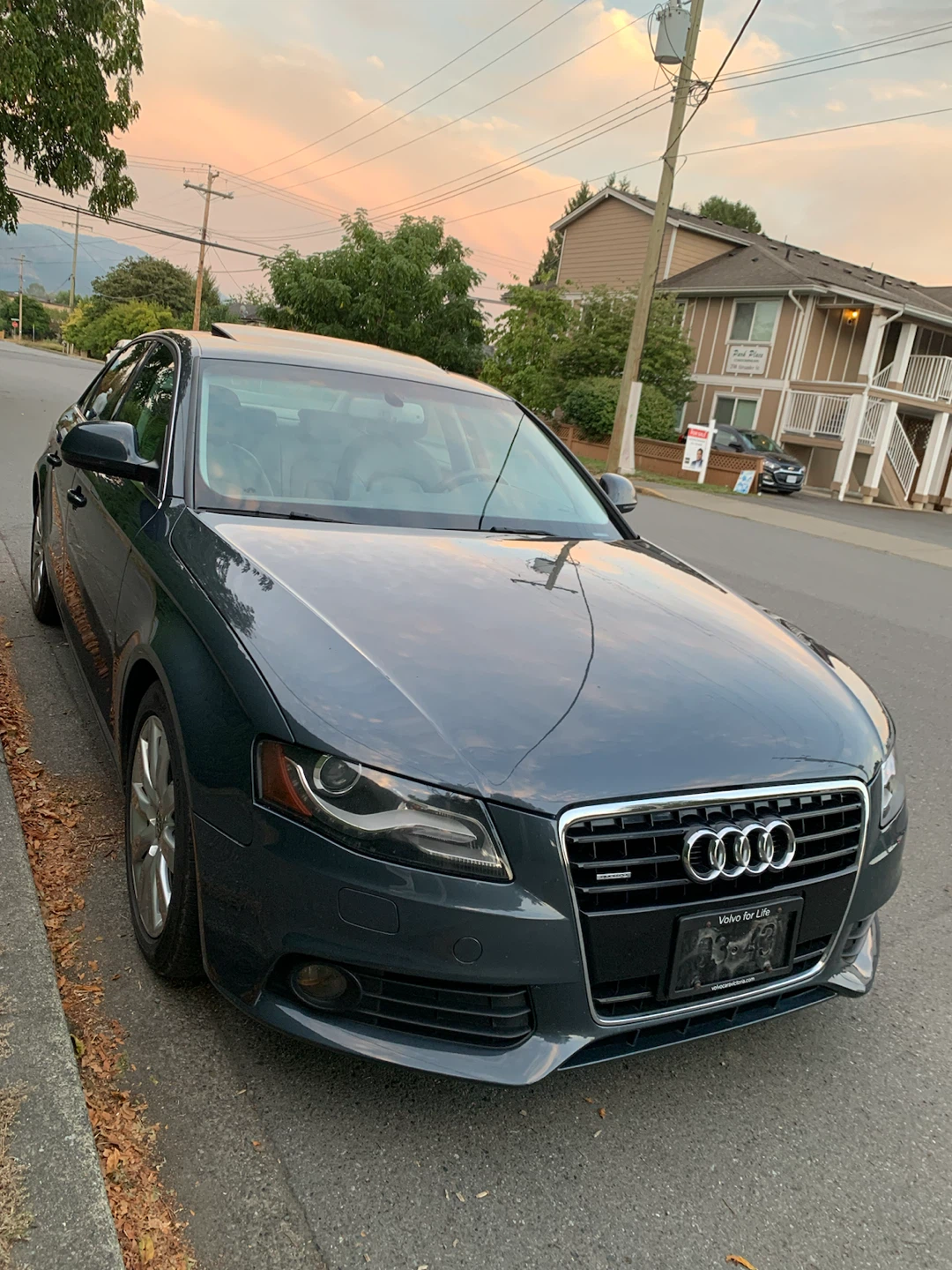 Audi A4 quattro 2009 - photo 2