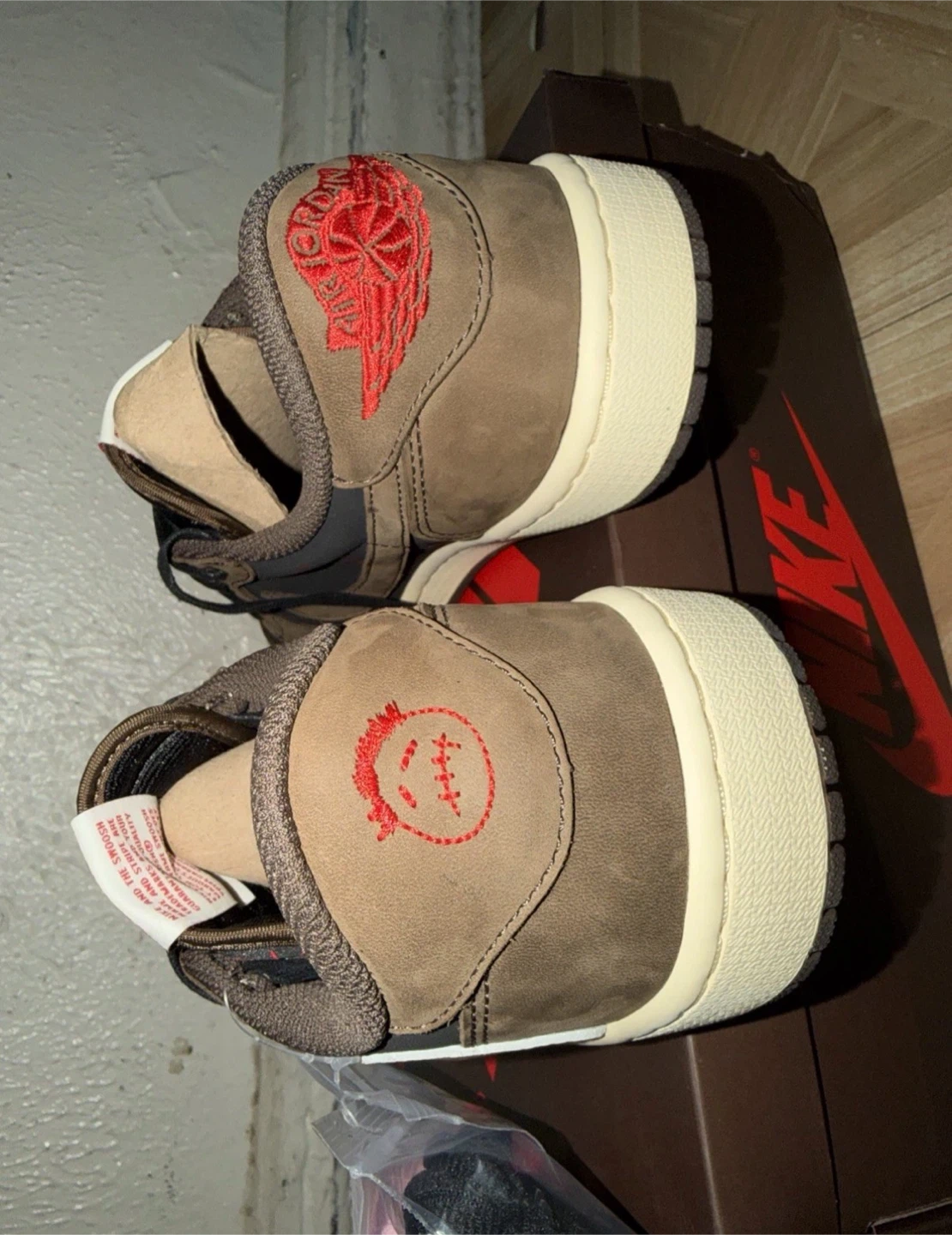 Nike Air Jordan 1 Low Travis Scott Mocha Size 10 - photo 4