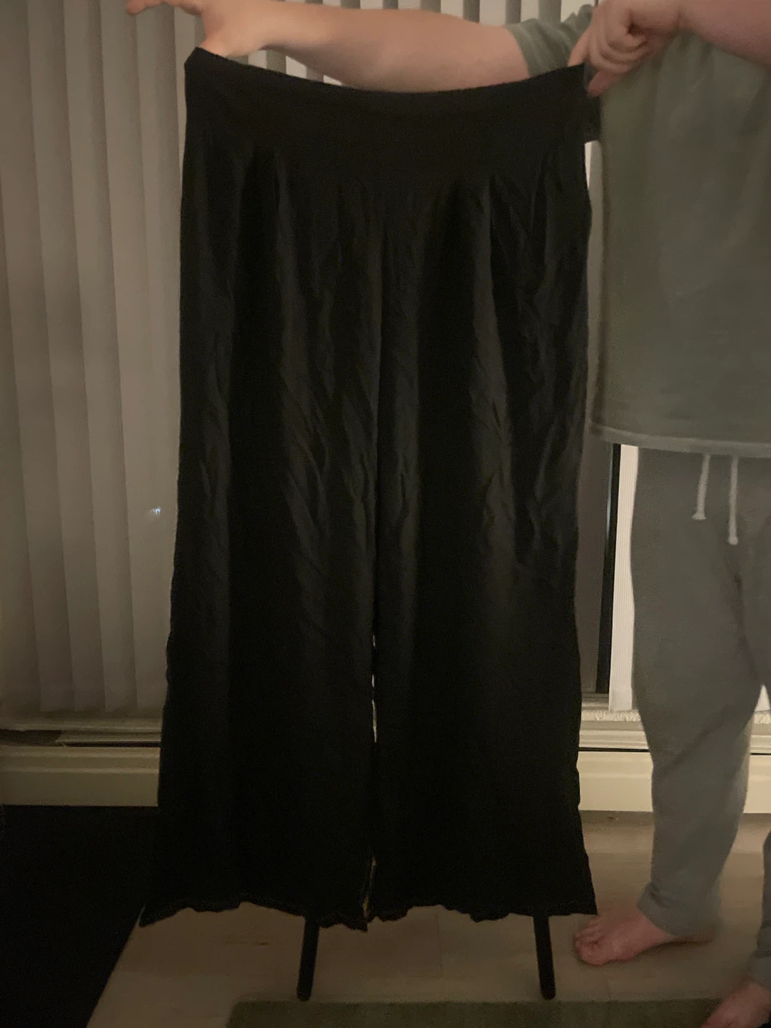 Black wide-leg trousers
