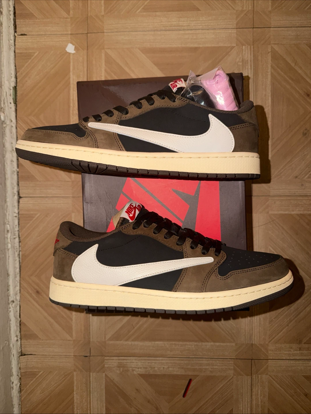 Nike Air Jordan 1 Low Travis Scott Mocha