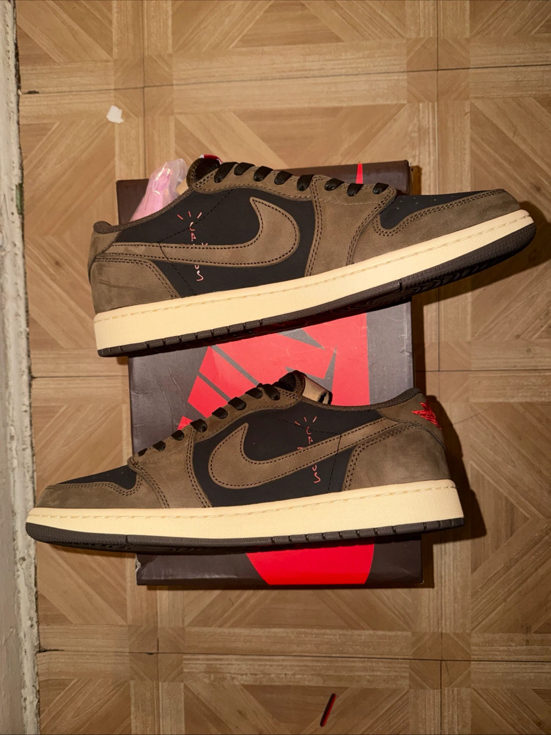 Nike Air Jordan 1 Low Travis Scott Mocha - photo 2