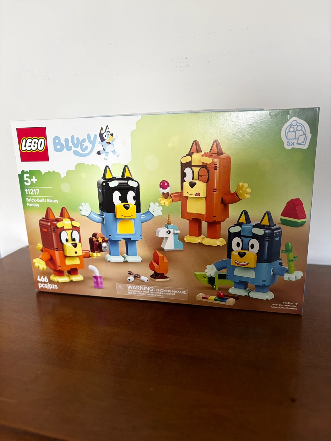 LEGO Bluey Brick-Built Bluey Family Set 11217