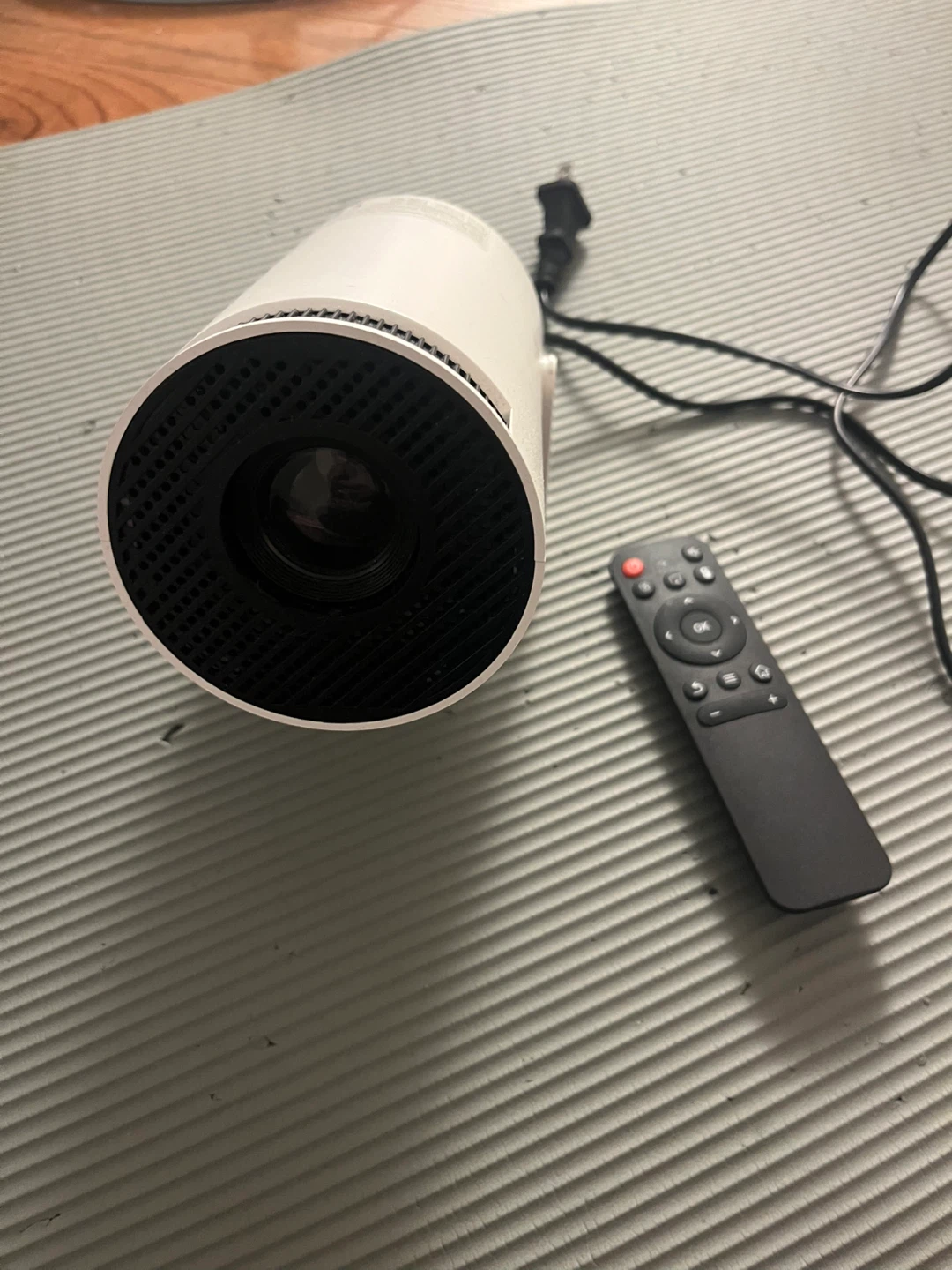 Portable Projector with remote