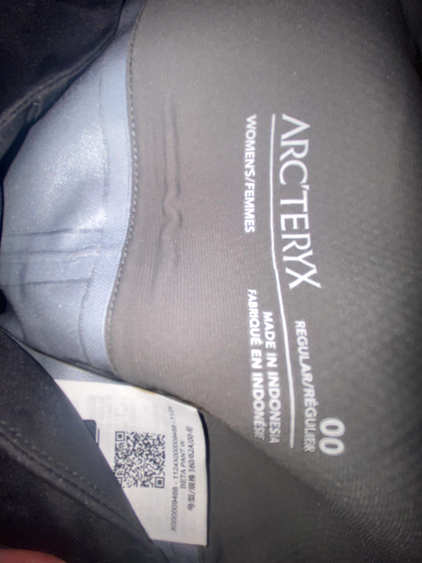 Arc'teryx Women's Beta Pant - Size 00 Regular