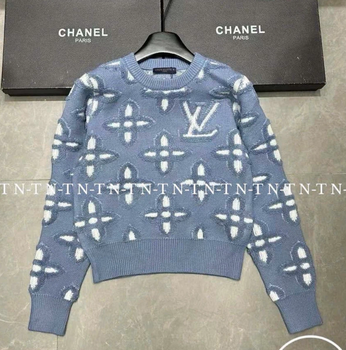 Louis Vuitton Monogram Sweater - photo 3