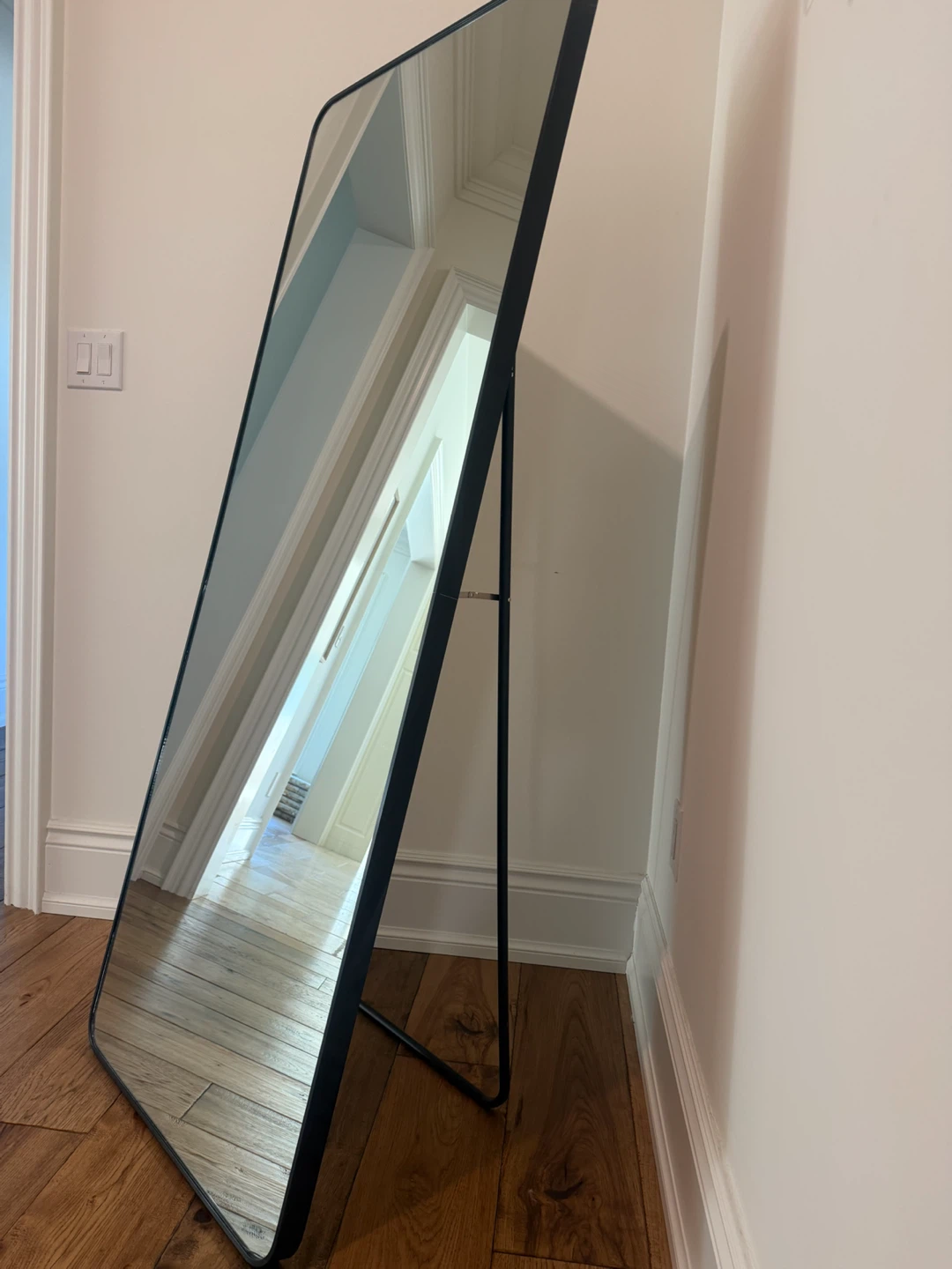 URBAN BARN Full length floor mirror with black frame - photo 2