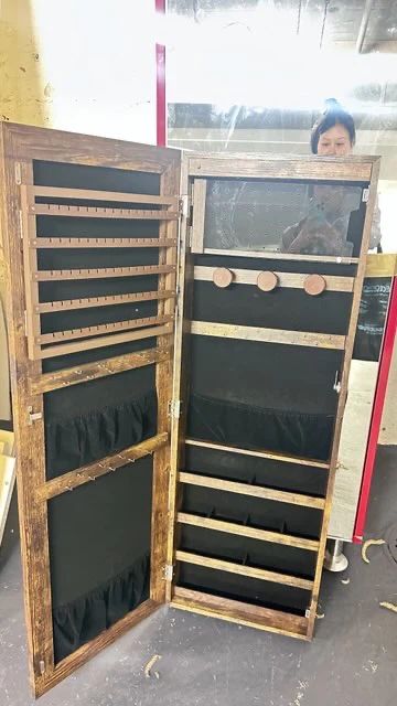 Wall-Mounted Rustic Wooden Jewellery Cabinet - photo 2