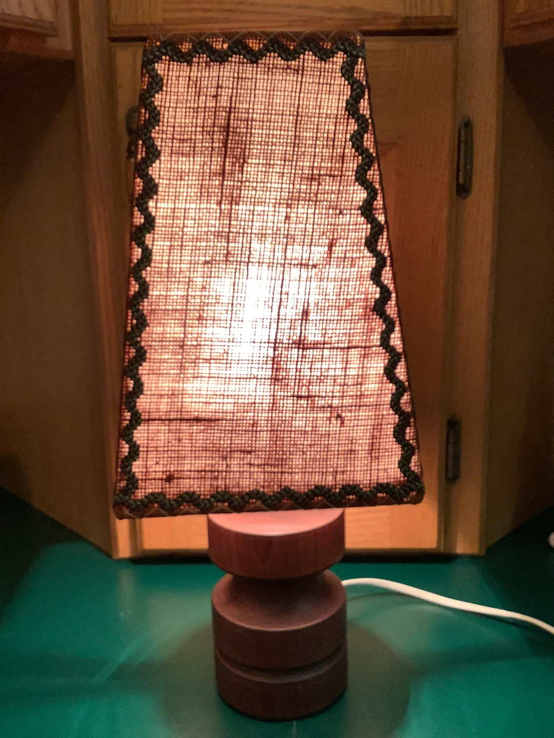 Vintage Teak Table Lamp with a Textured Burlap Shade 🐞