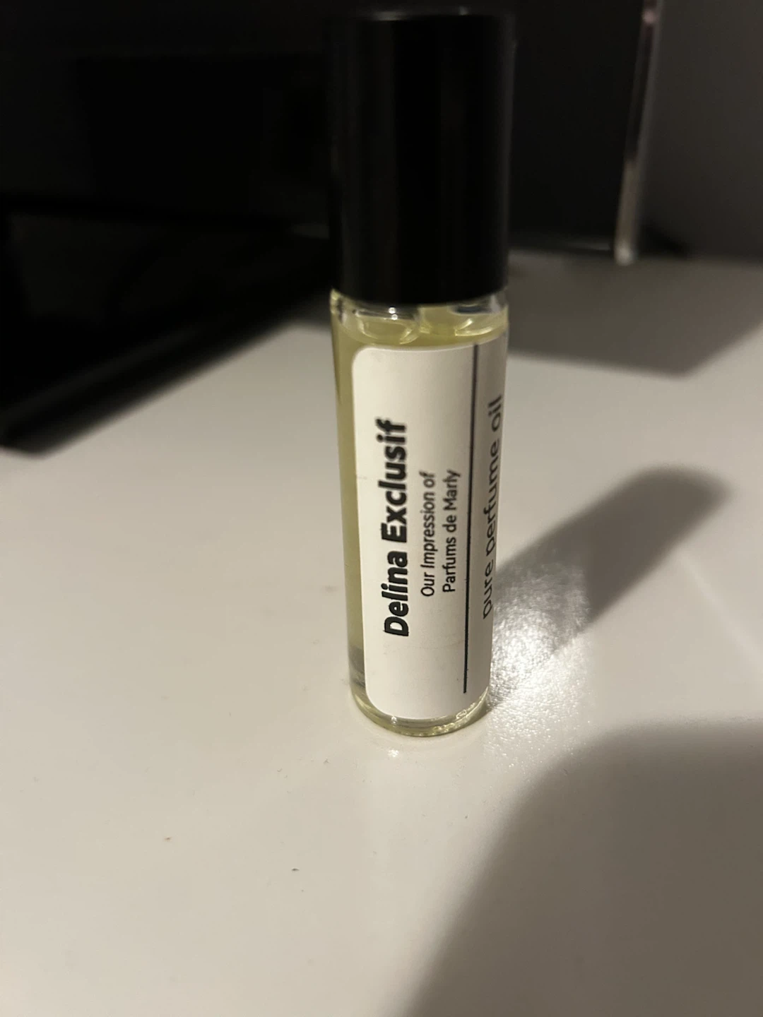 Oil Perfumery Delina Exclusif Rollerball - photo 2