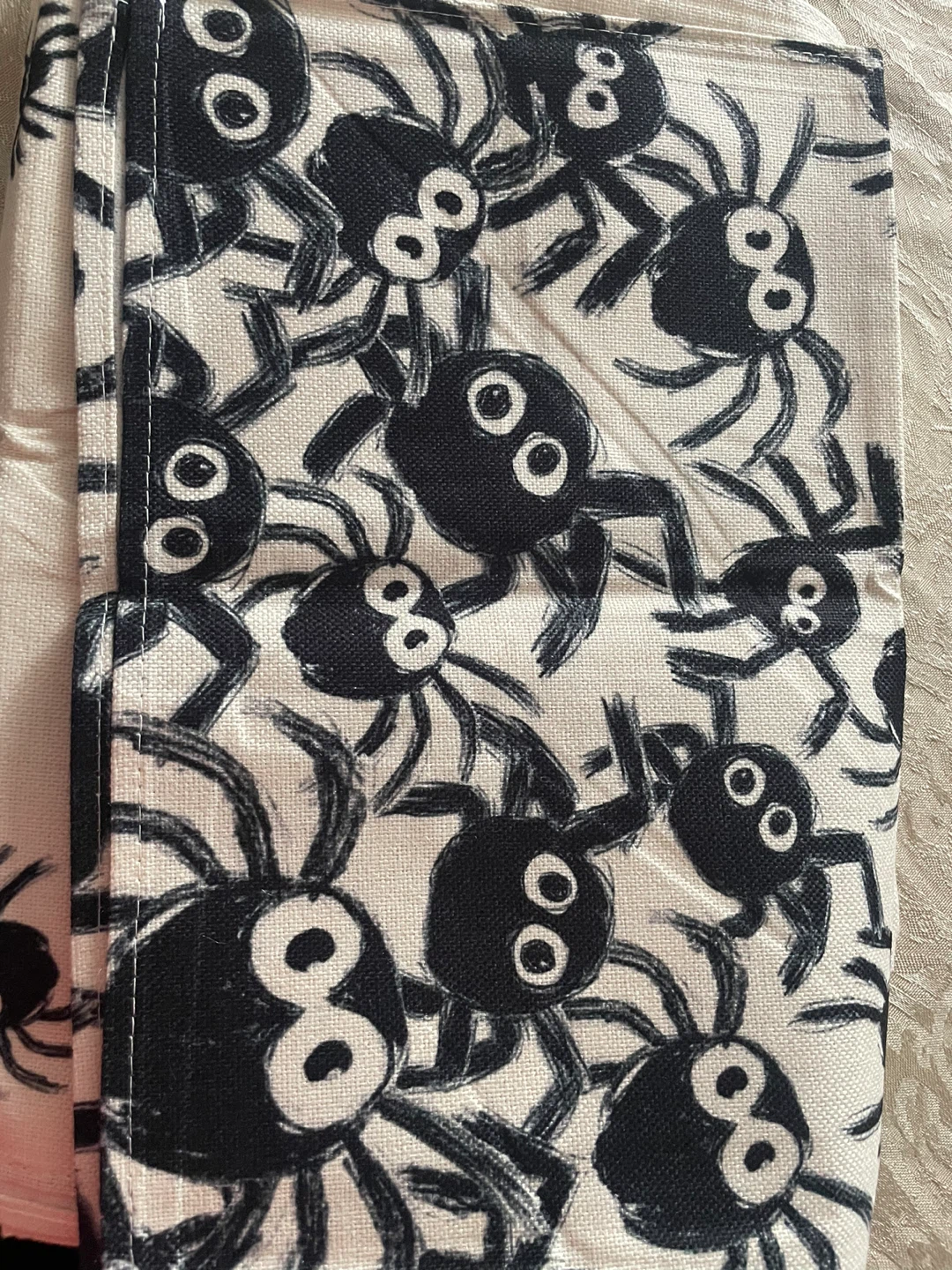NEW! Halloween Spider Pattern Table Runner - photo 2