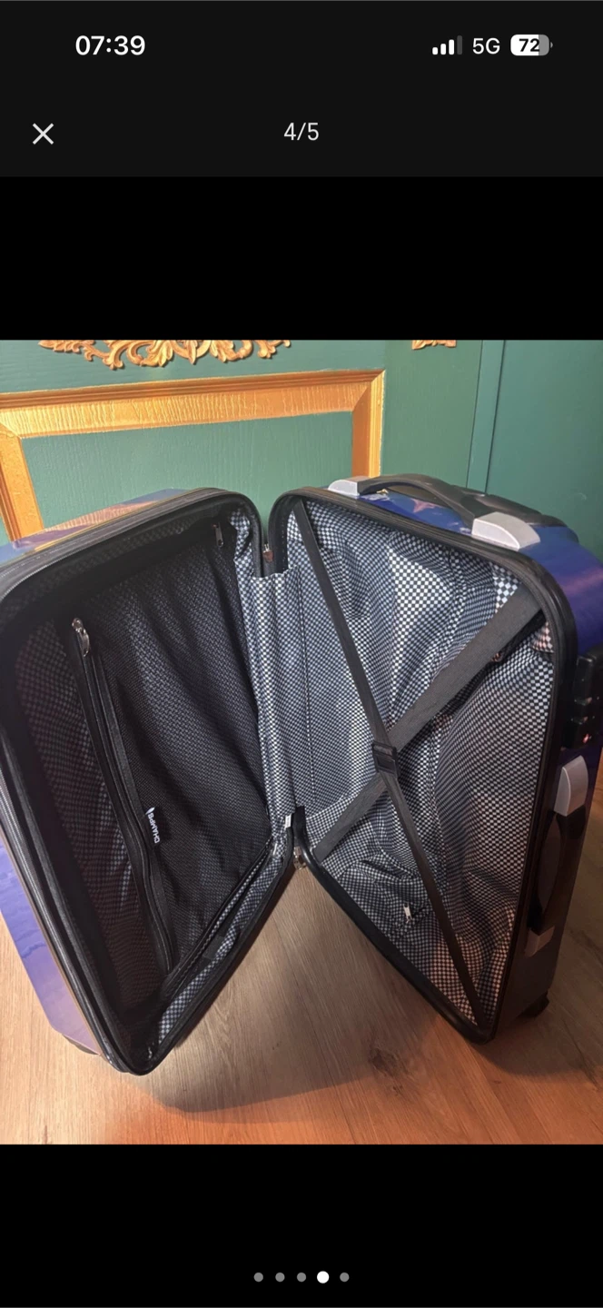 Medium suitcase - photo 4