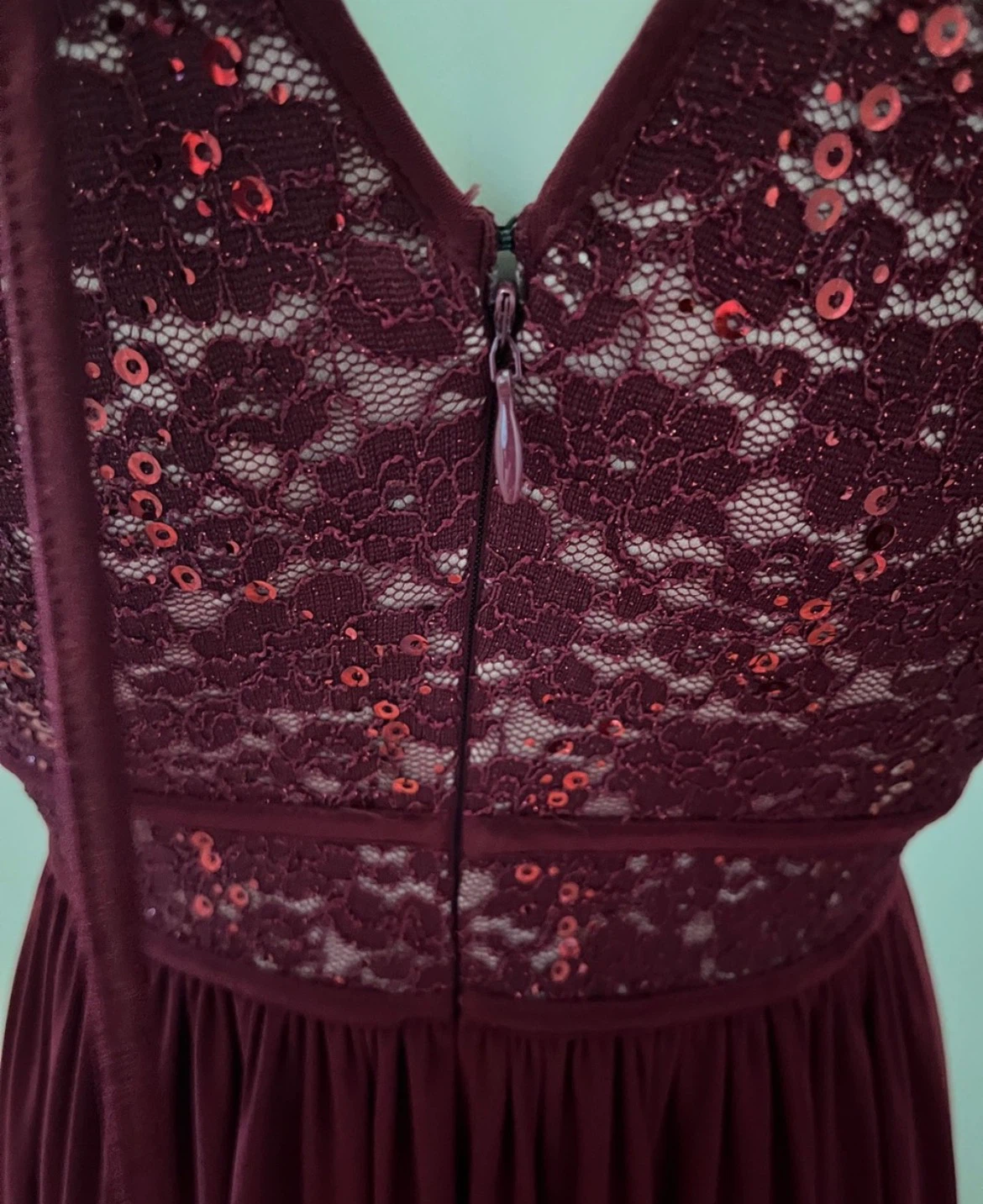 Laura Burgundy Sequin Lace Maxi Dress size 4 - photo 2