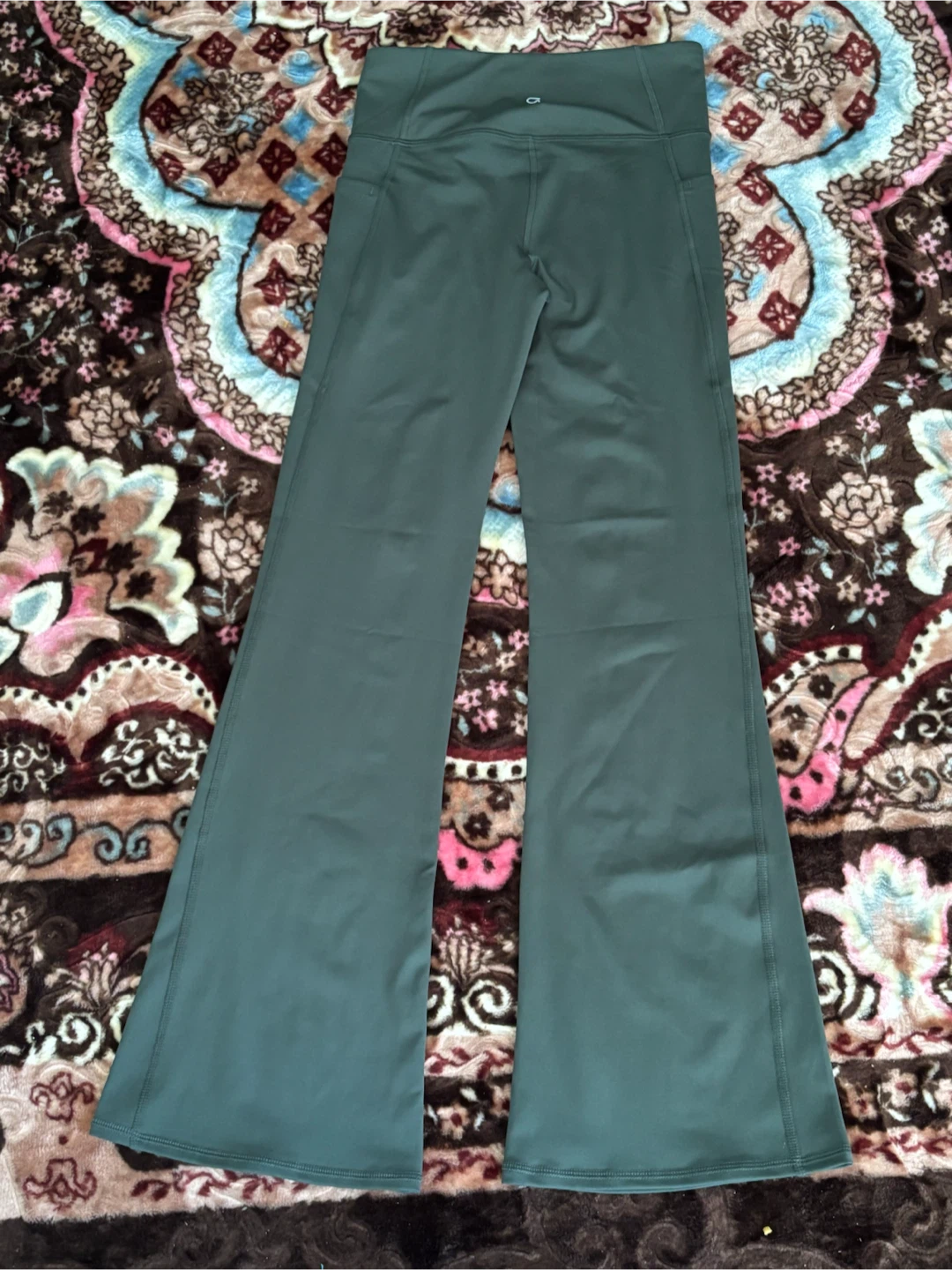 GapFit Flare Yoga Pants Size XS - photo 3