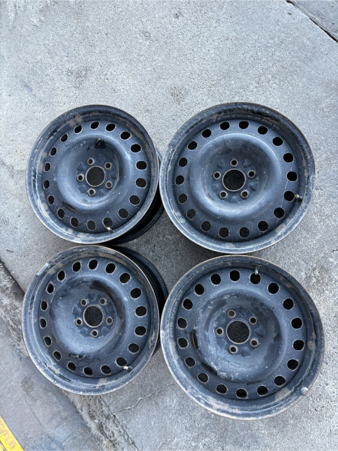 Set of 4 Steel Wheels 17x7 5x114.3