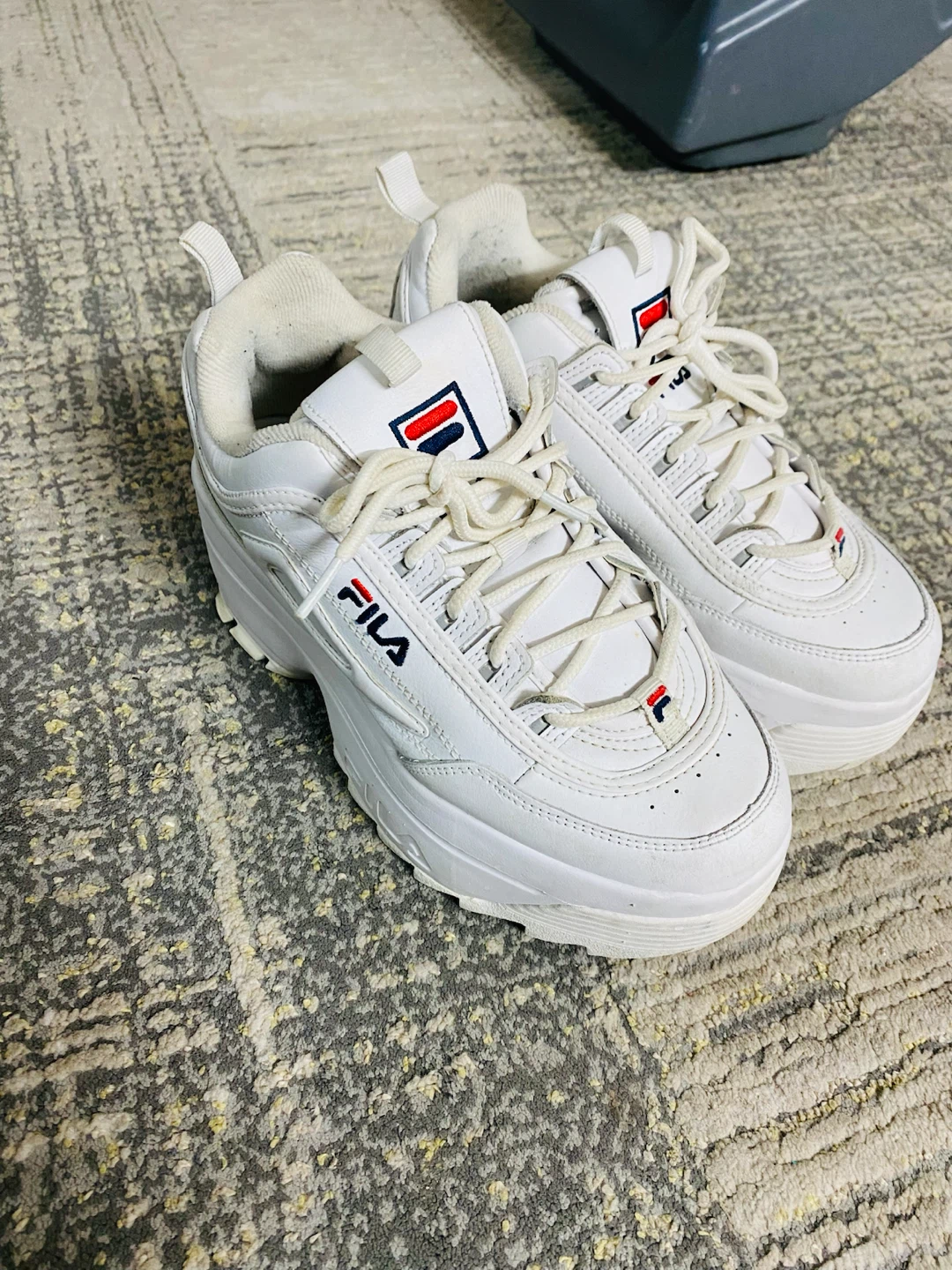 FILA Disruptor II Wedge Sneakers (excellent condition) size 8.5 - photo 2