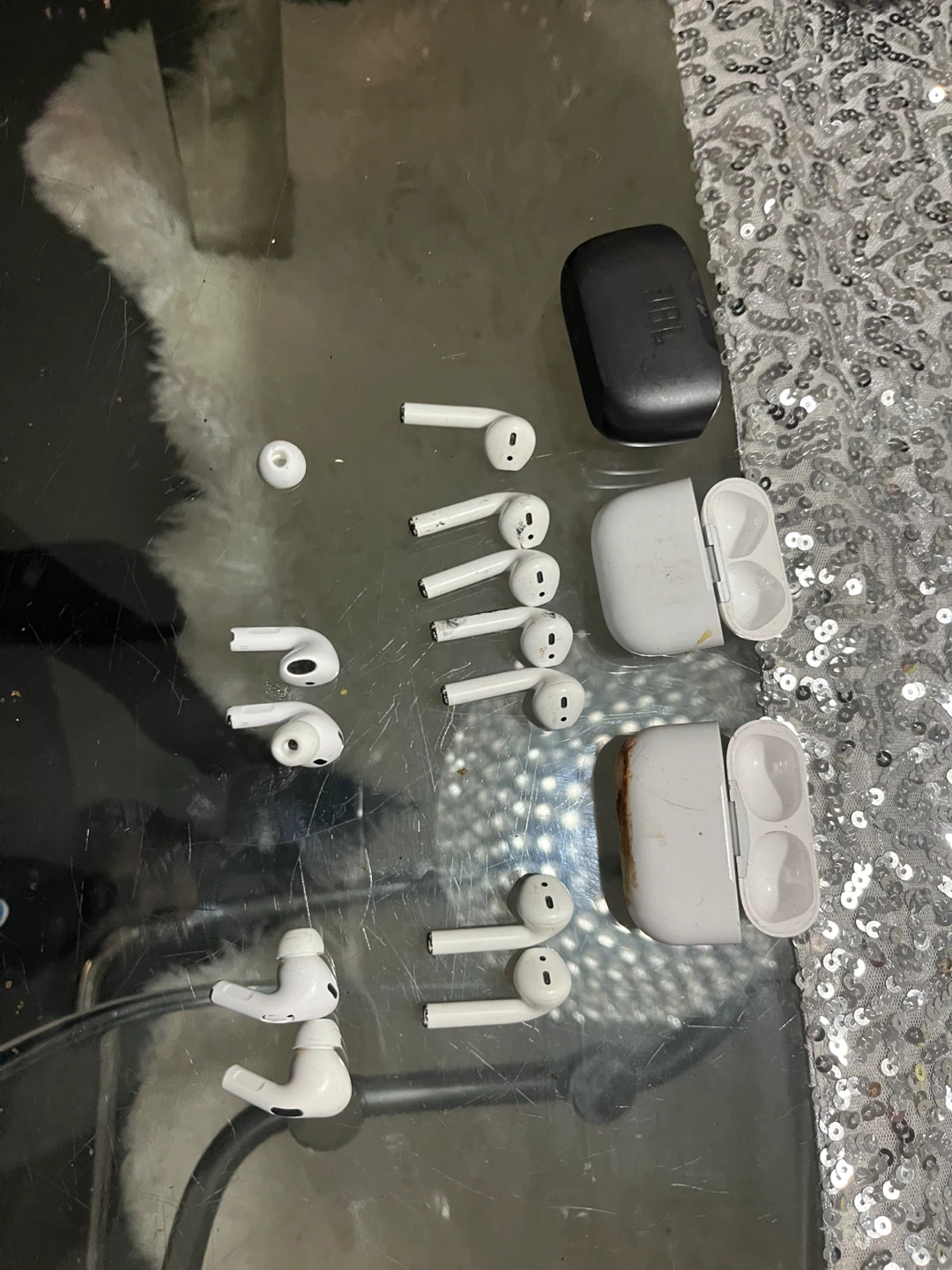 Assorted Wireless Earbuds and Cases - photo 2