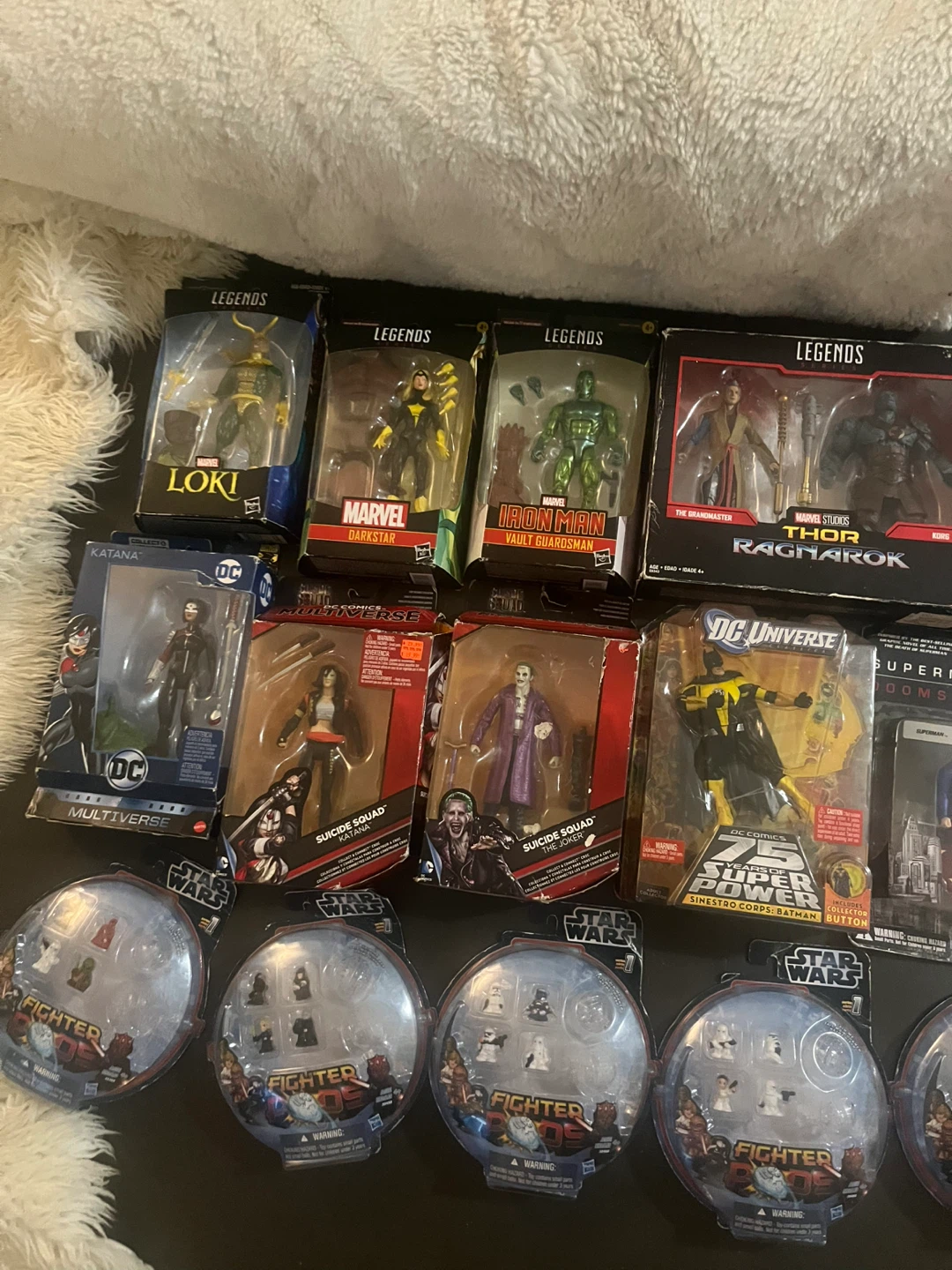 Large Collection of Assorted Action Figures - photo 4