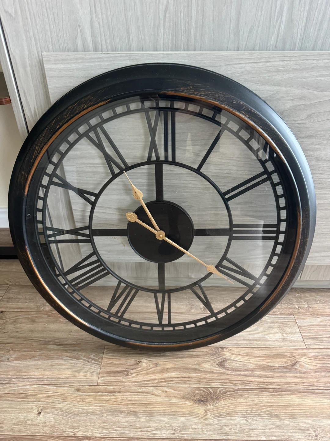 30” wall clock - Gold/Black - photo 2
