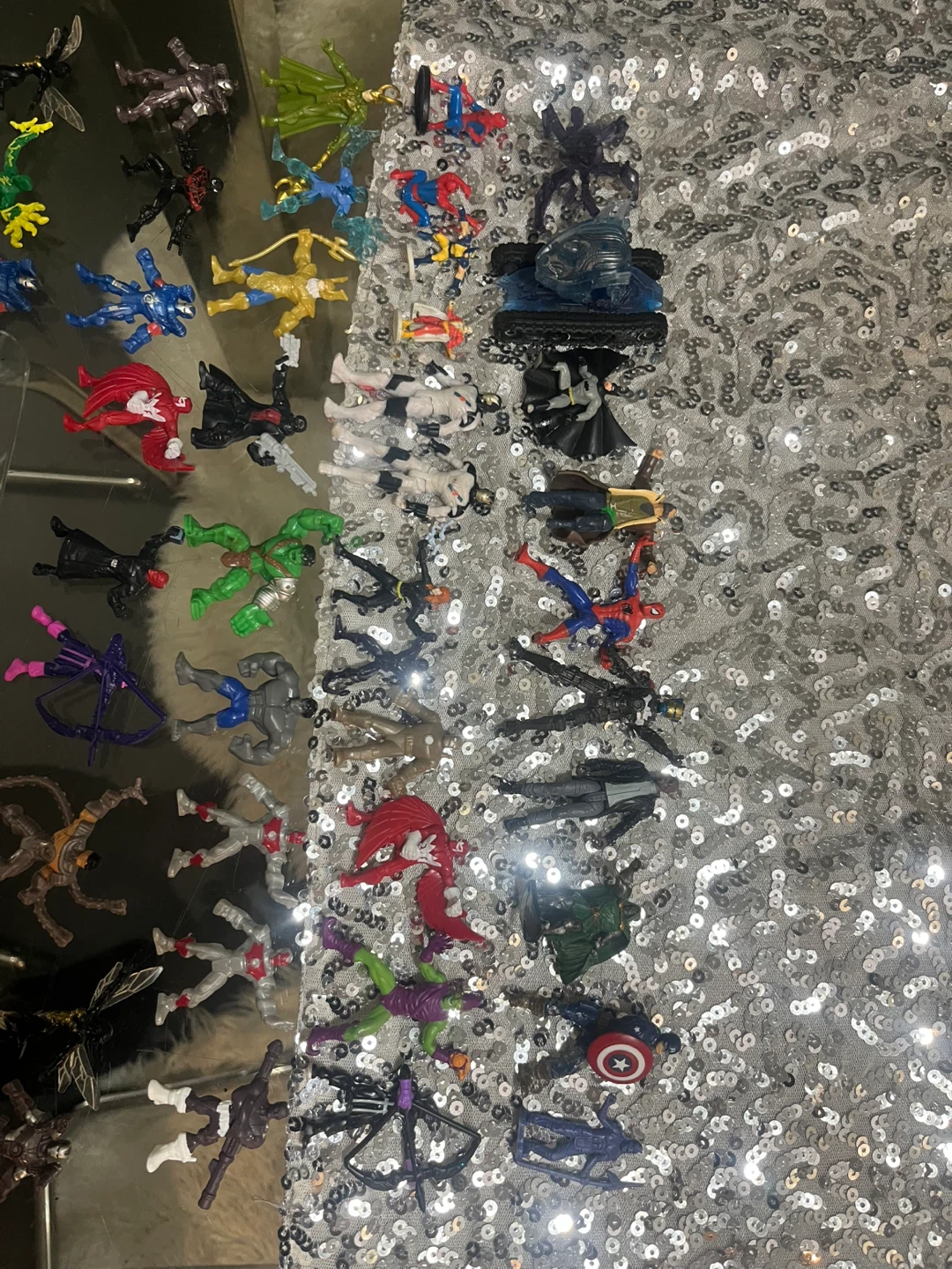 Large Collection of Marvel 500 Figures - photo 2