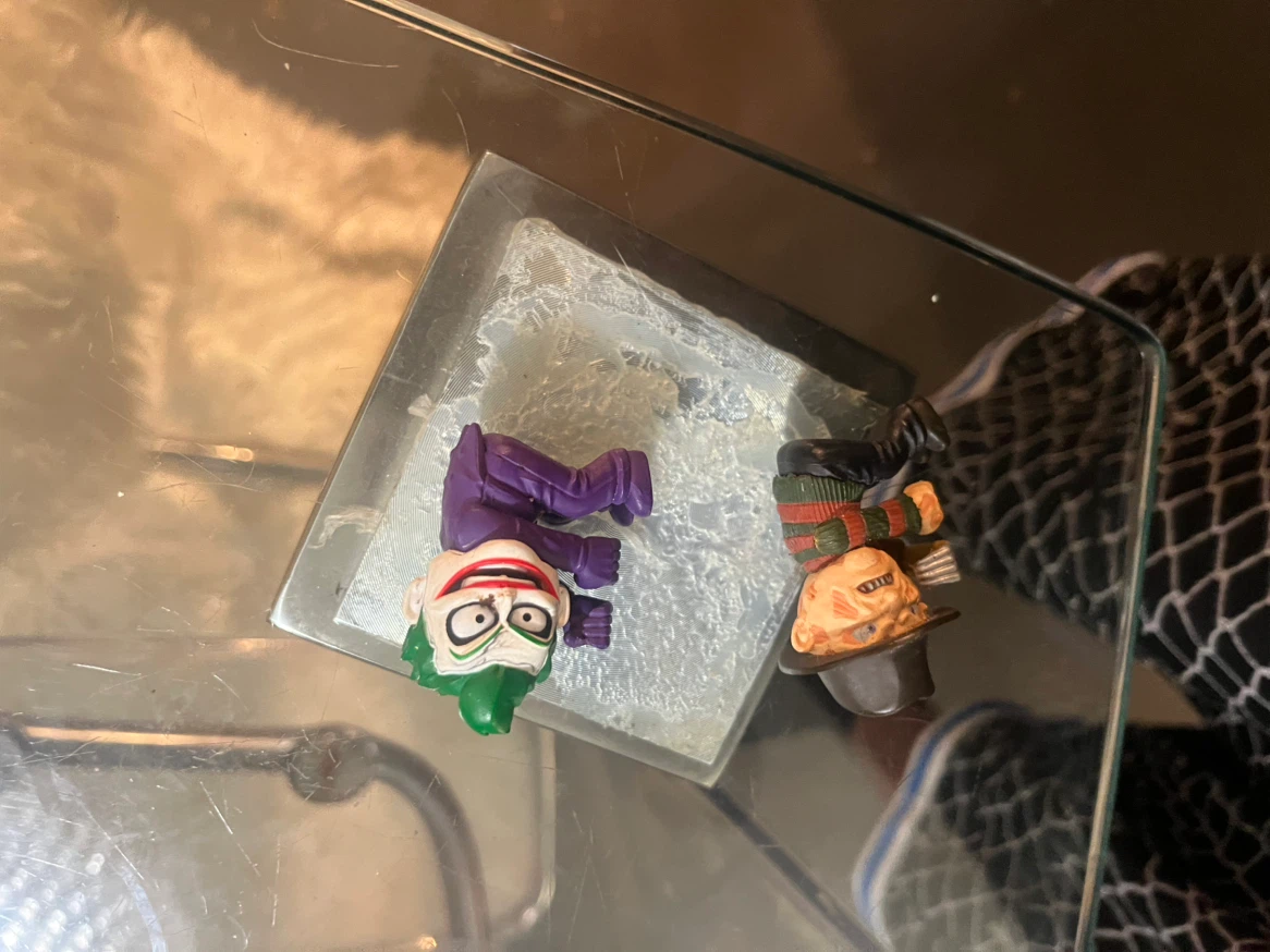Joker and Freddy Krueger Figurines - photo 3