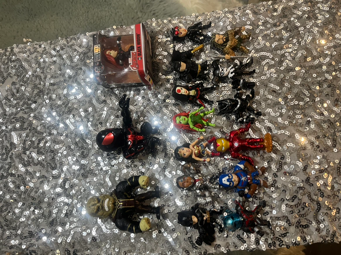 Jada Metals Die Cast Figure Collection - photo 2