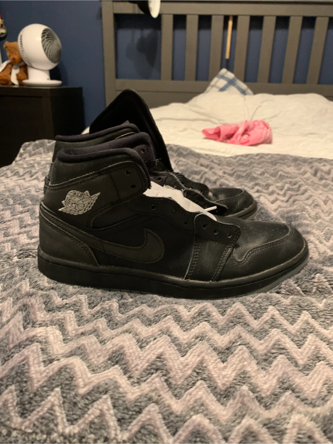 Air Jordan Mid Triple Black Shoes - photo 2