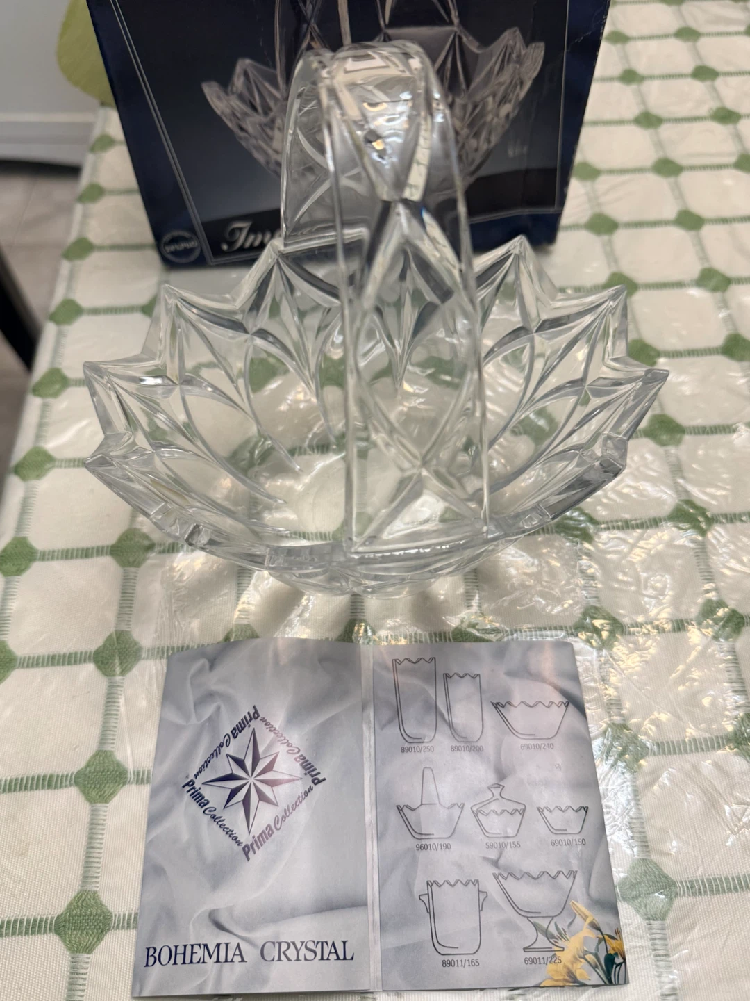 BRAND NEW: Bohemia Crystal Prima Collection Basket