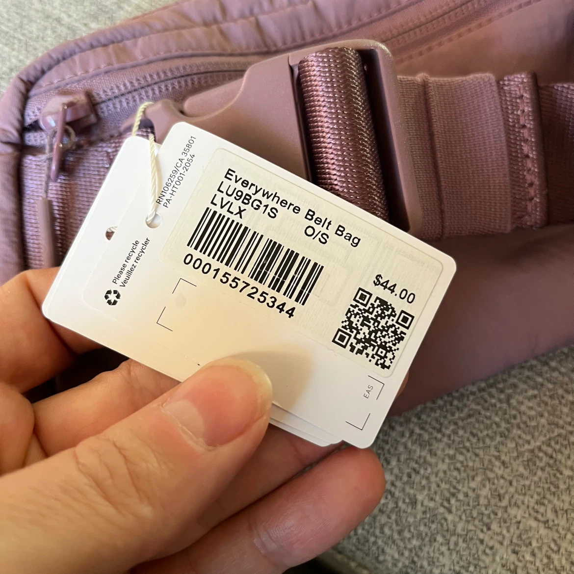Lululemon Everywhere Belt Bag - photo 2