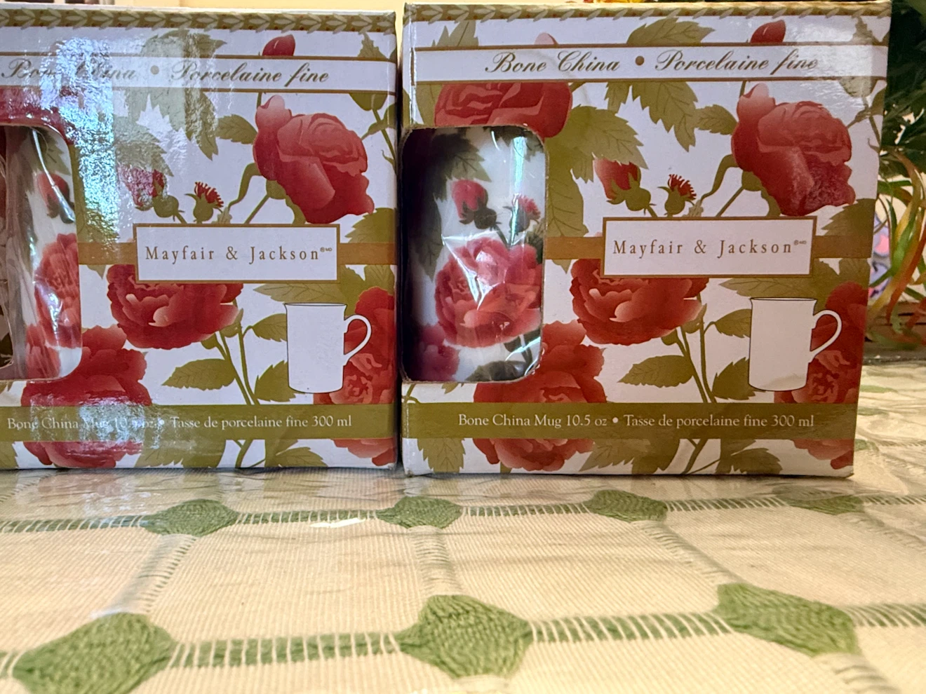 BRAND NEW: 8 Mayfair & Jackson Bone China Mugs - photo 3