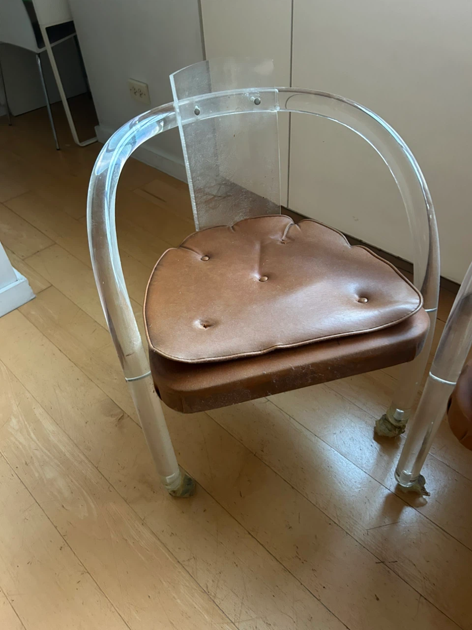 Vintage 1970s Lucite Rolling Chairs Set of 3Original - photo 3