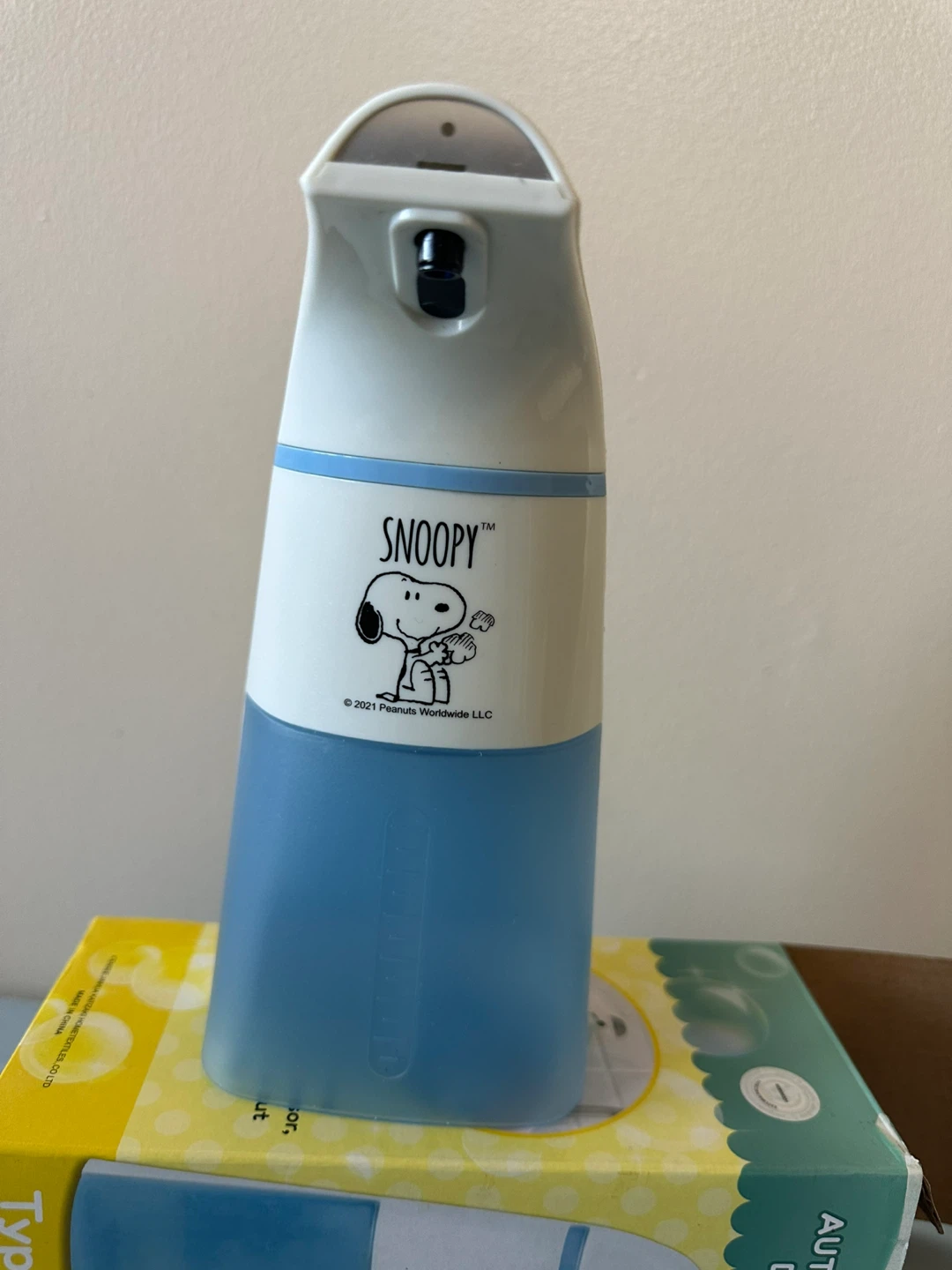 Snoopy Auto Hand Soap Dispenser - photo 4