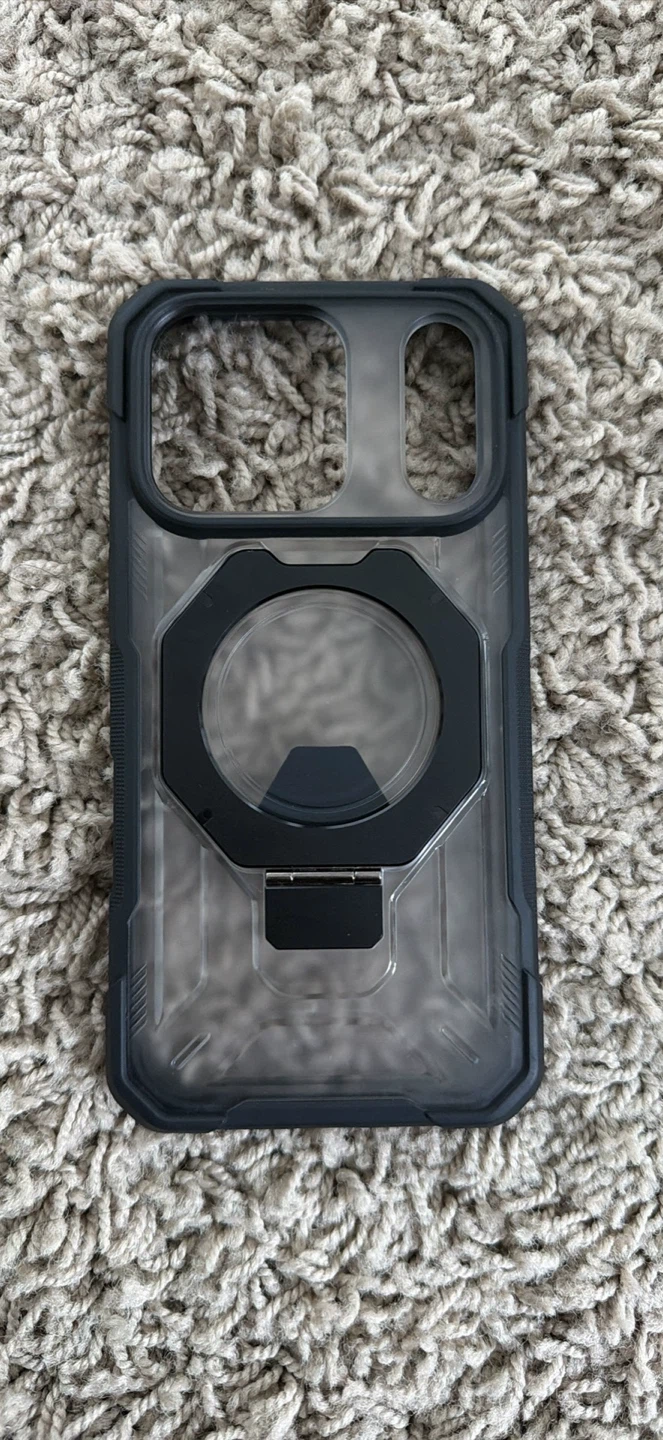 iPhone 17 pro: Rugged Phone Case with Integrated Stand