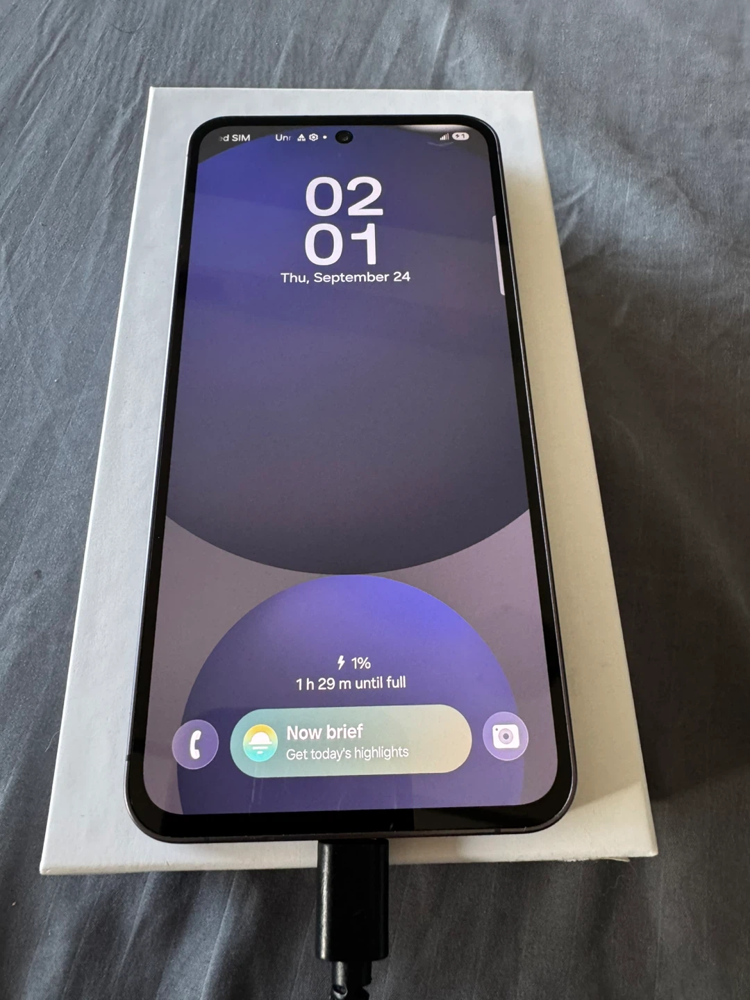 Samsung Galaxy S24FE Smartphone - photo 2