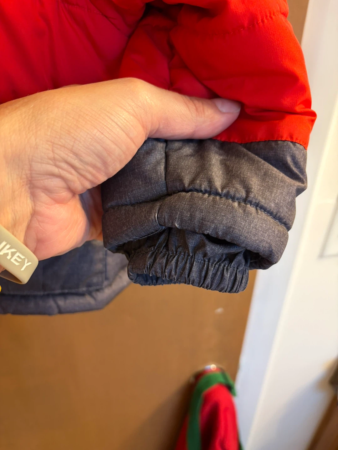 OshKosh B'Gosh Puffer Jacket- 3T - photo 4