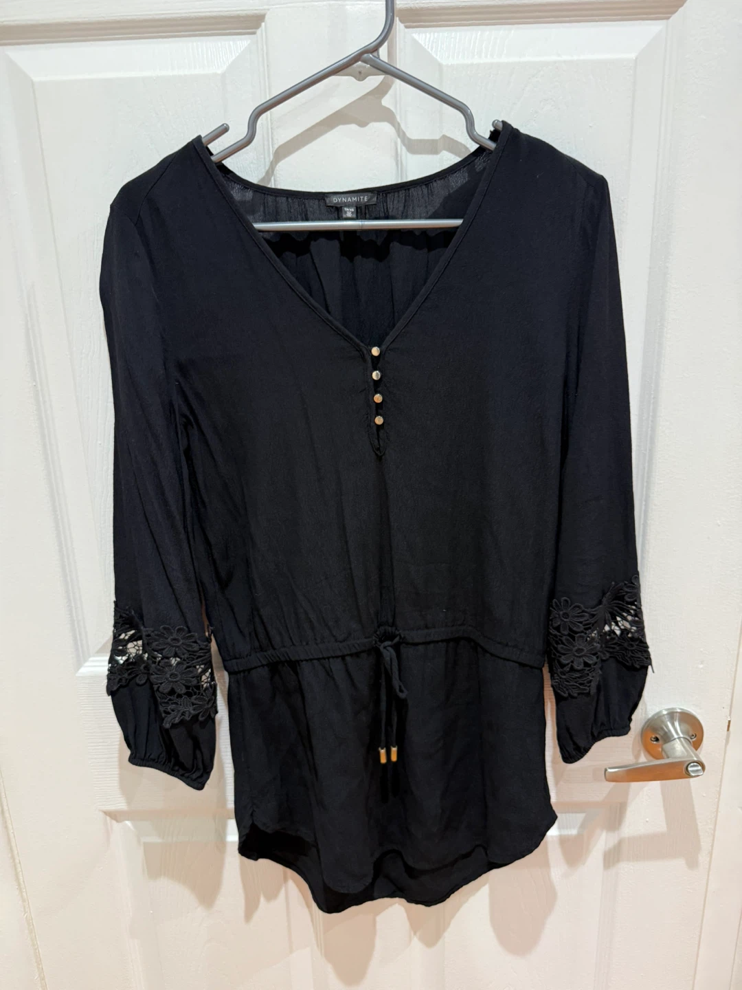 DYNAMITE Black Long Sleeve Top