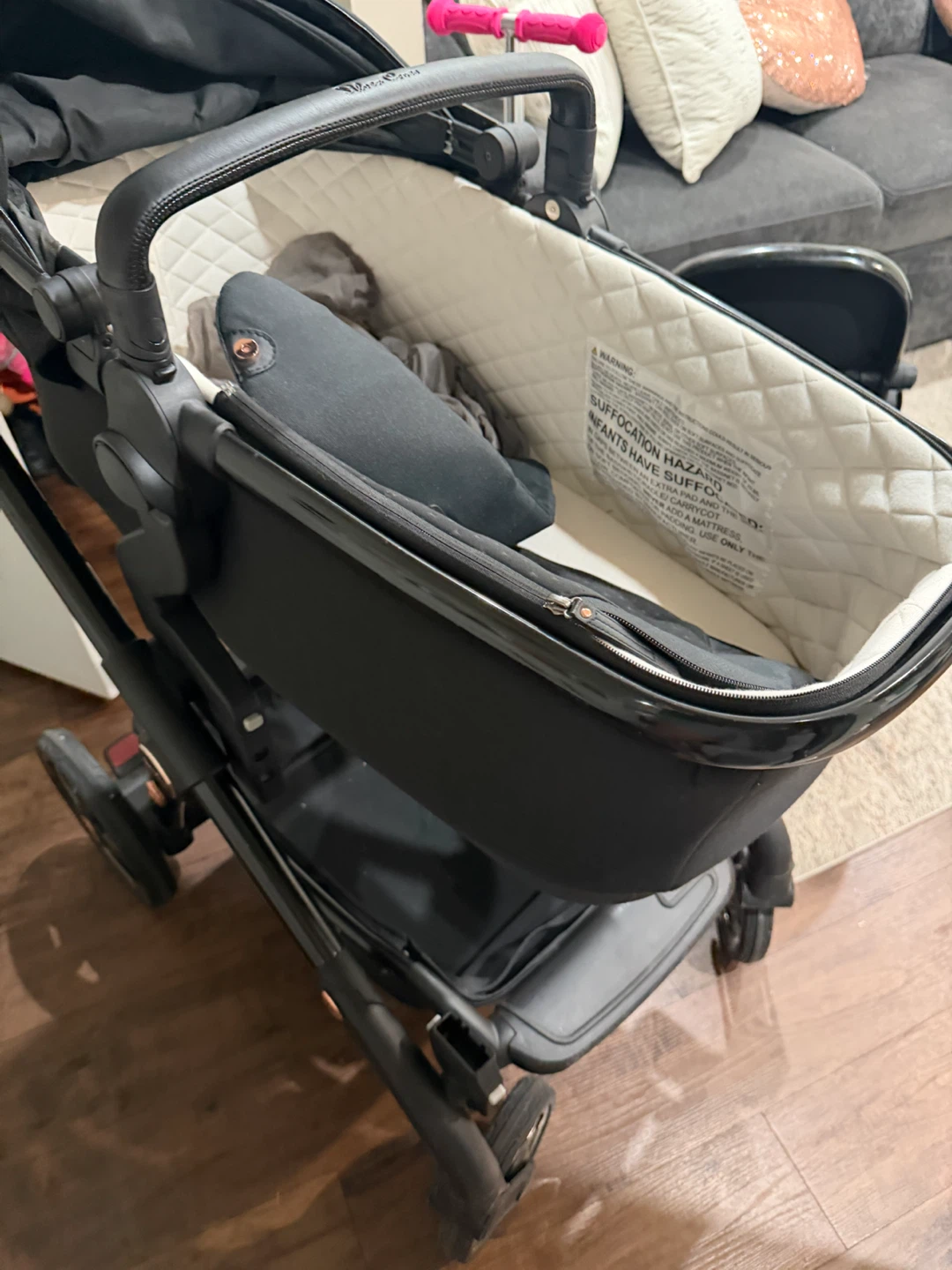 Silver Cross Wave 3 Stroller - Licorice